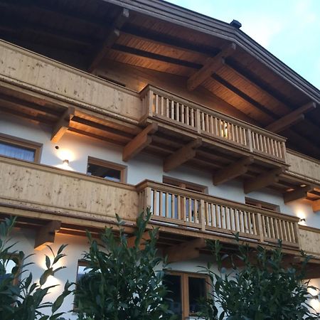 Appartementhaus Schubert เวสเทนดอร์ฟ ภายนอก รูปภาพ